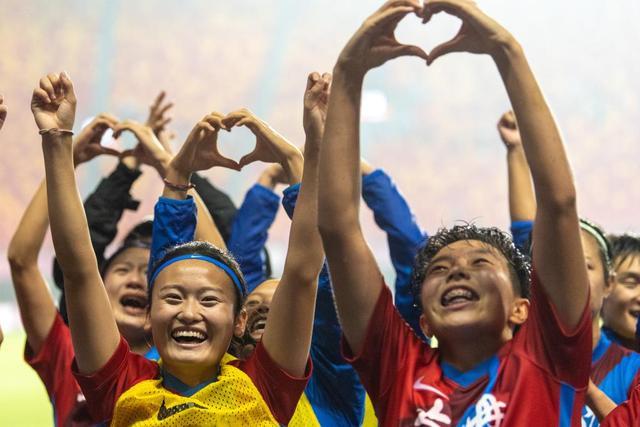 欧冠夺冠赔率：巴萨逼近皇马 黑马维拉跻身前10